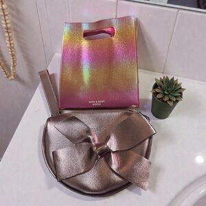 Bath & Body Works Bundle of 2 makeup bag w/ large bow & Gift bag all new